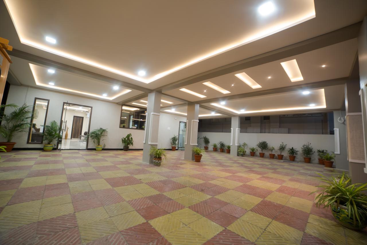 Our Nest Banjara Hotel Hyderabad Esterno foto