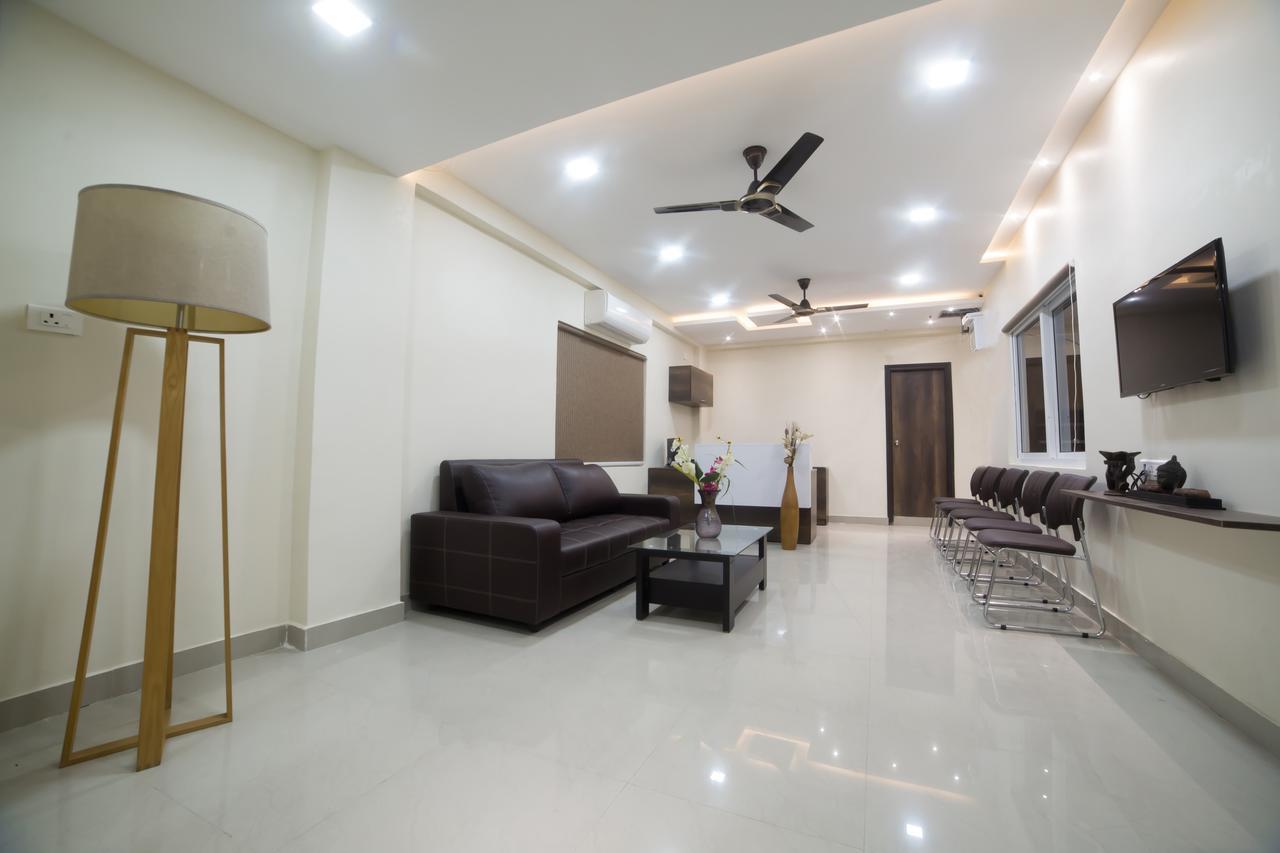 Our Nest Banjara Hotel Hyderabad Esterno foto